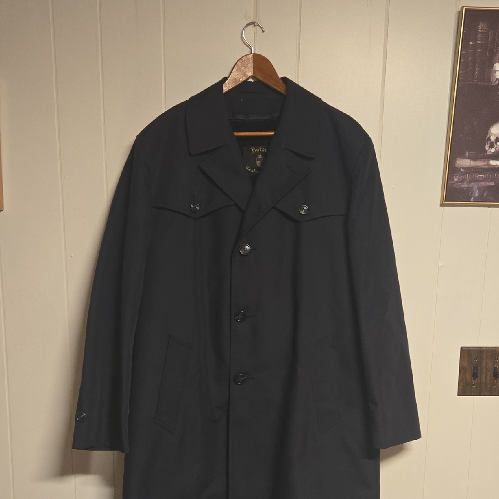 Vintage Elegant Black Trench Coat for Men
